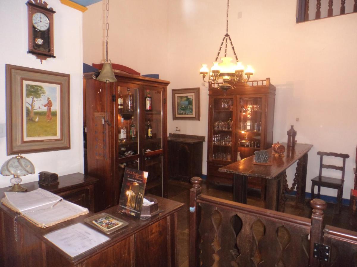 Solar Dos Sepúlvedas Inn *